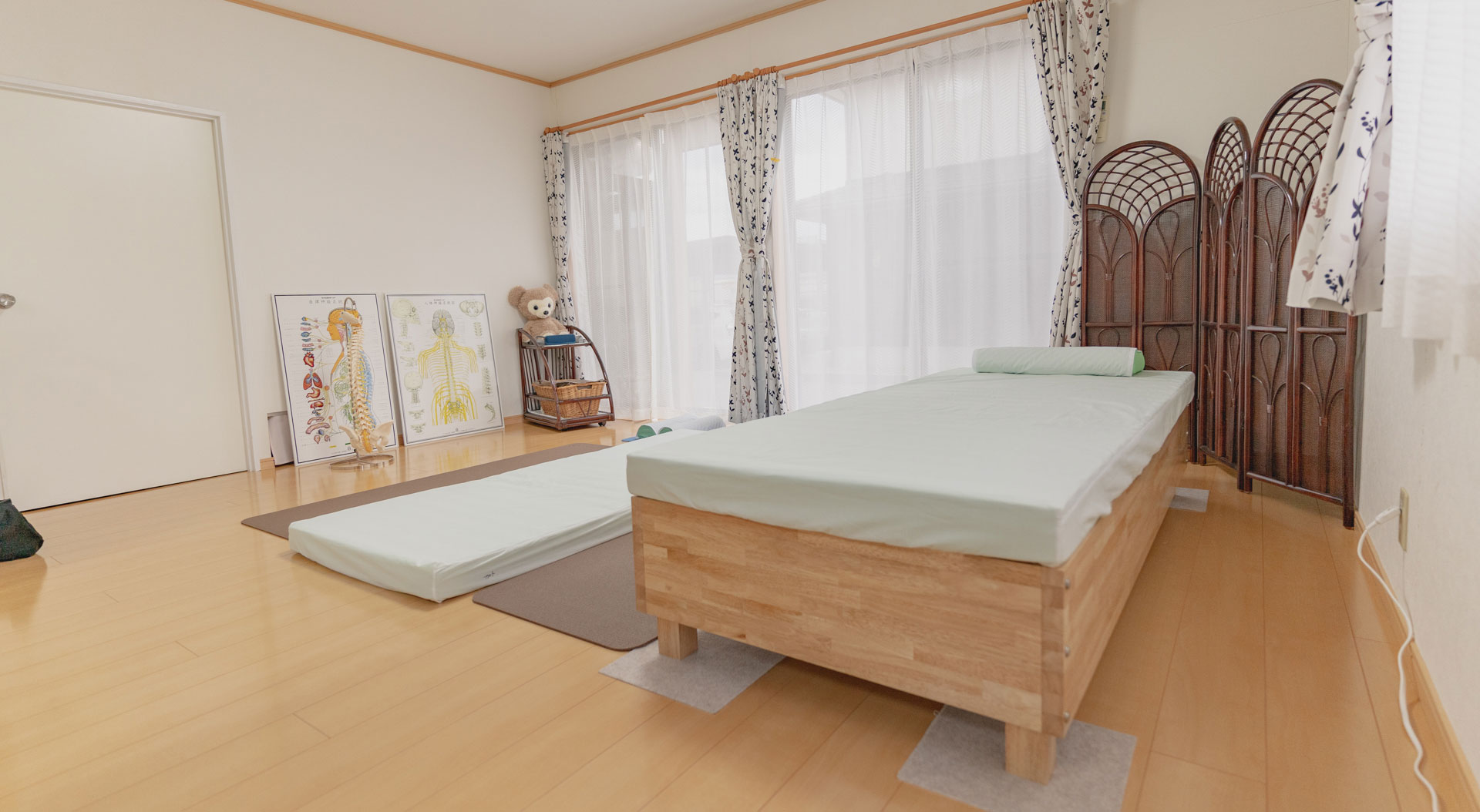 カイロプラクティック和 施術室